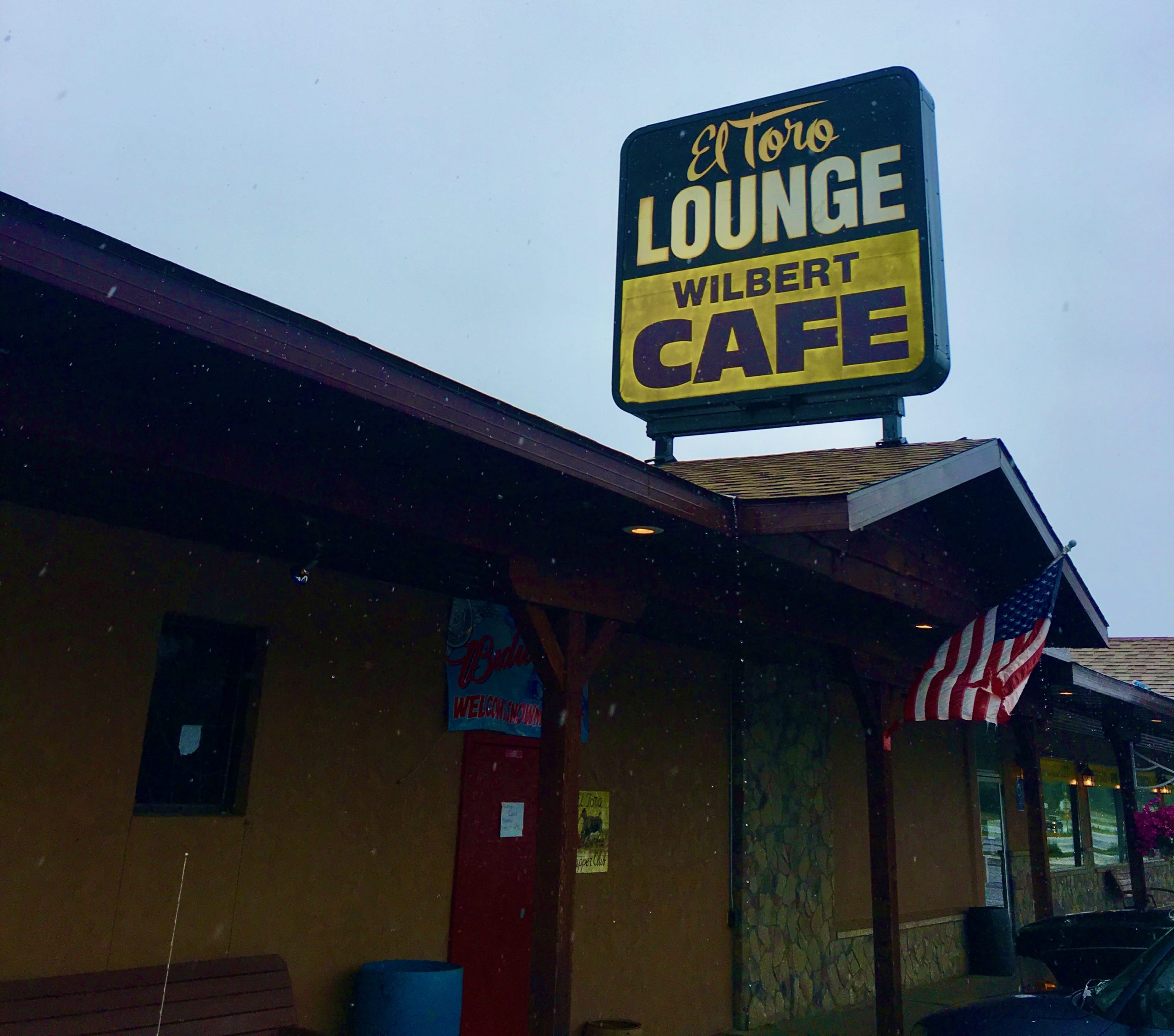 El Toro Lounge & WIlbert Cafe